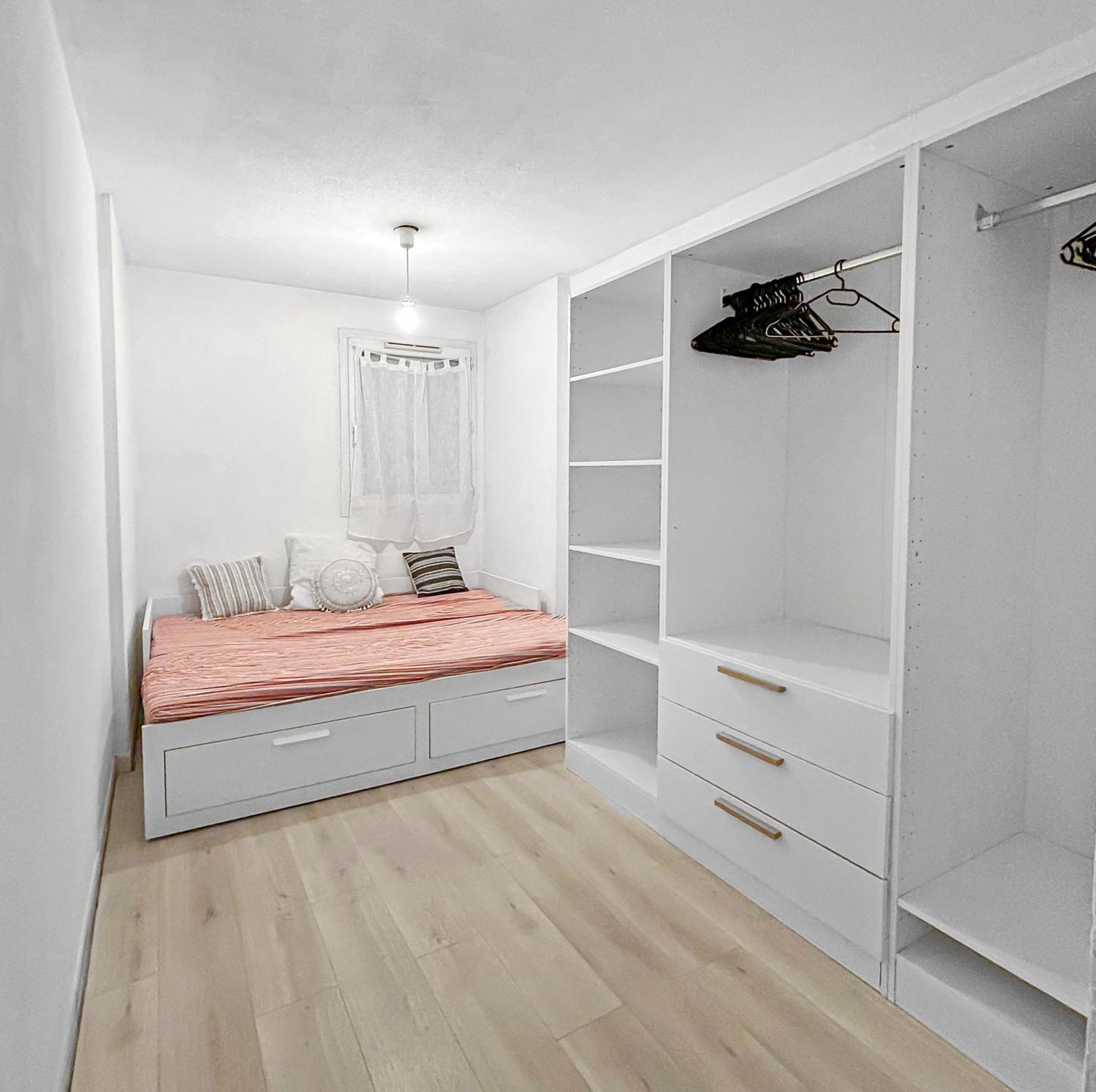 Bord De A - Balcon, Place De Parking, 700m De La Gare Appartement *